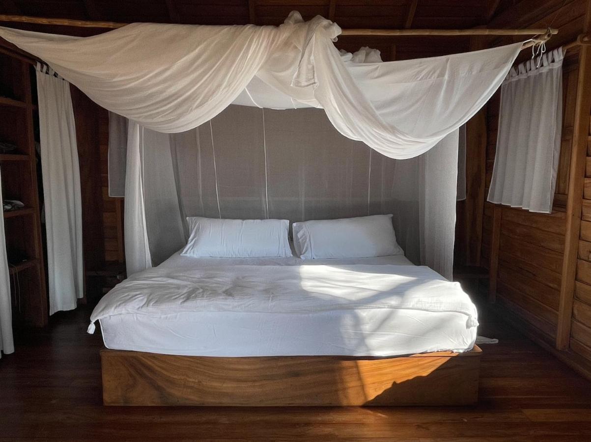 Playa Santa Teresa  Calamocha Lodge מראה חיצוני תמונה