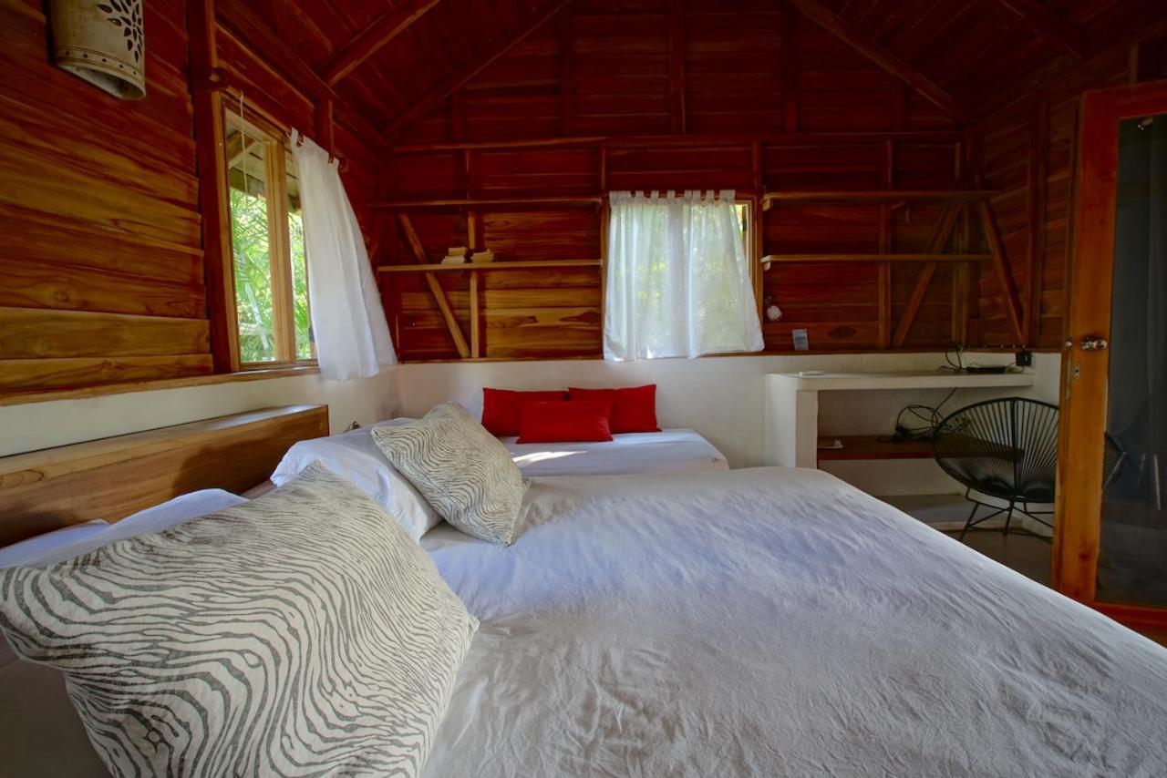 Playa Santa Teresa  Calamocha Lodge מראה חיצוני תמונה